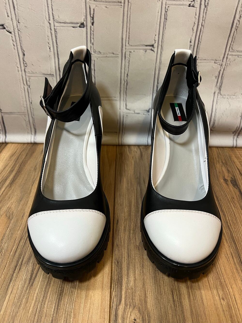 Nellies by Theresa Coleman Jones CT7182 Limited Edition Platform Shoes 8.5 Italy